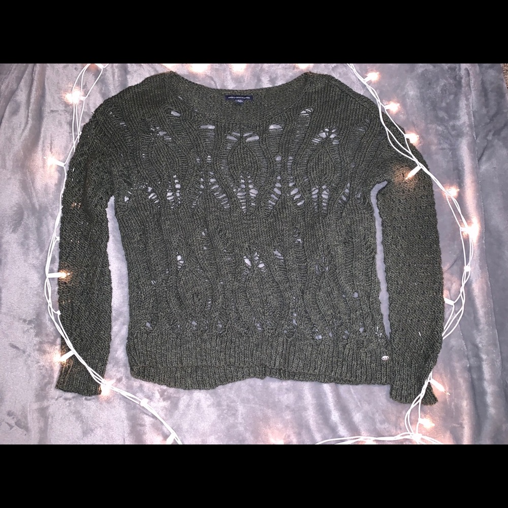 American Eagle Sweater